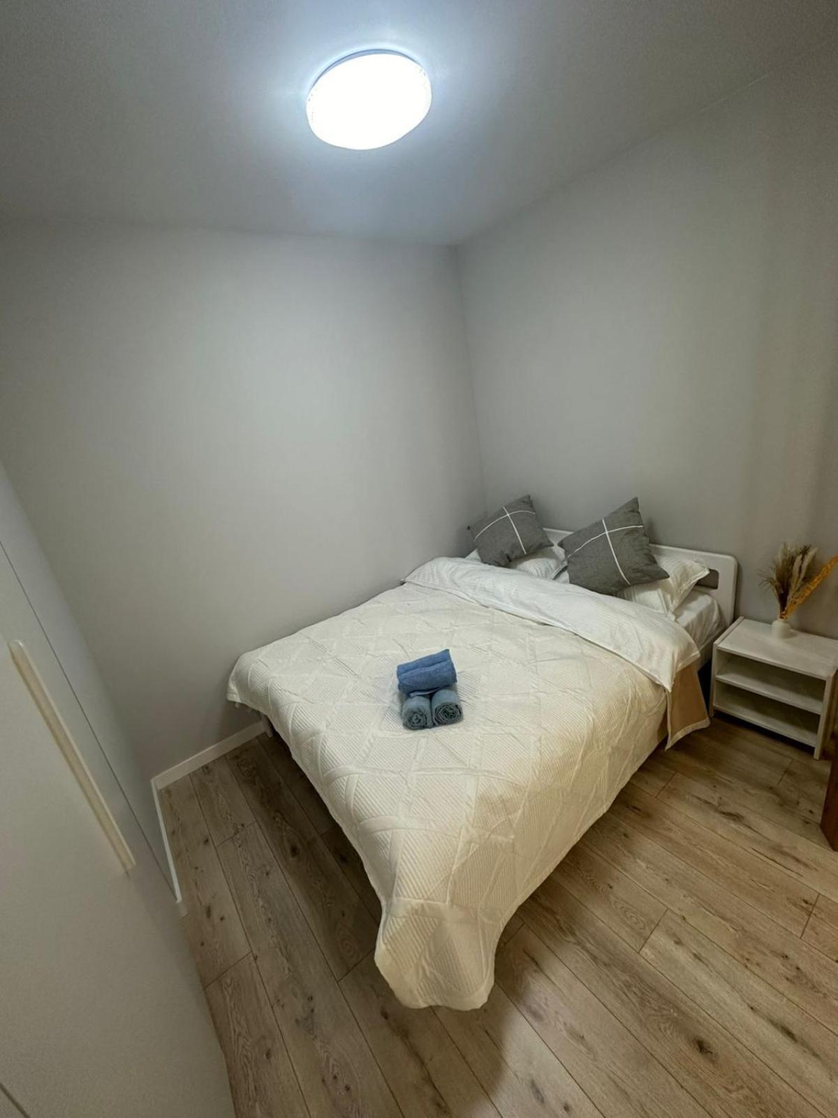 Comfort Class With Mountain View Near Adk Apartment Almaty